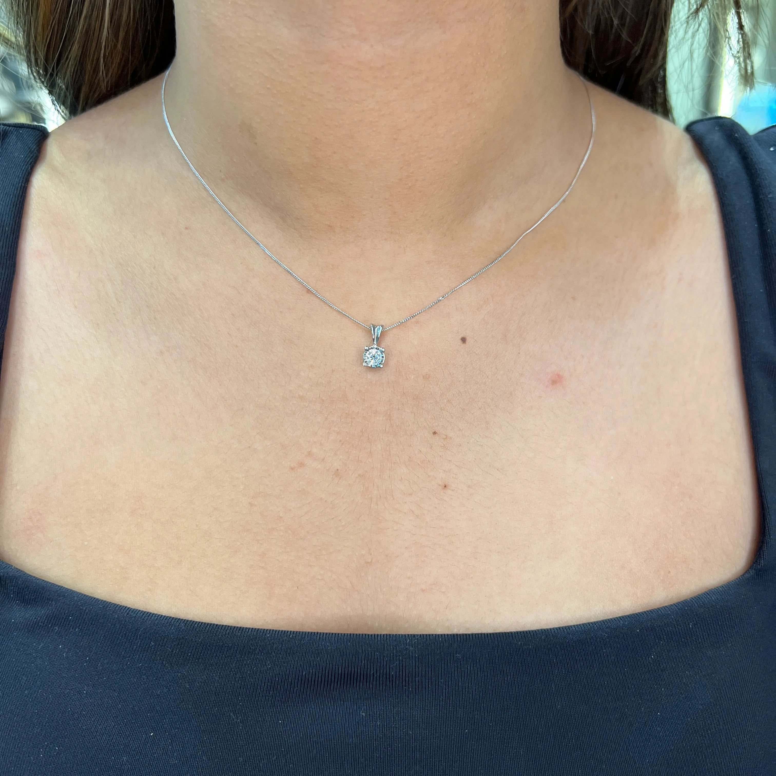 10K White Gold (0.07ct - 0.20ct) Illusion Set Diamond Solitaire Pendant
