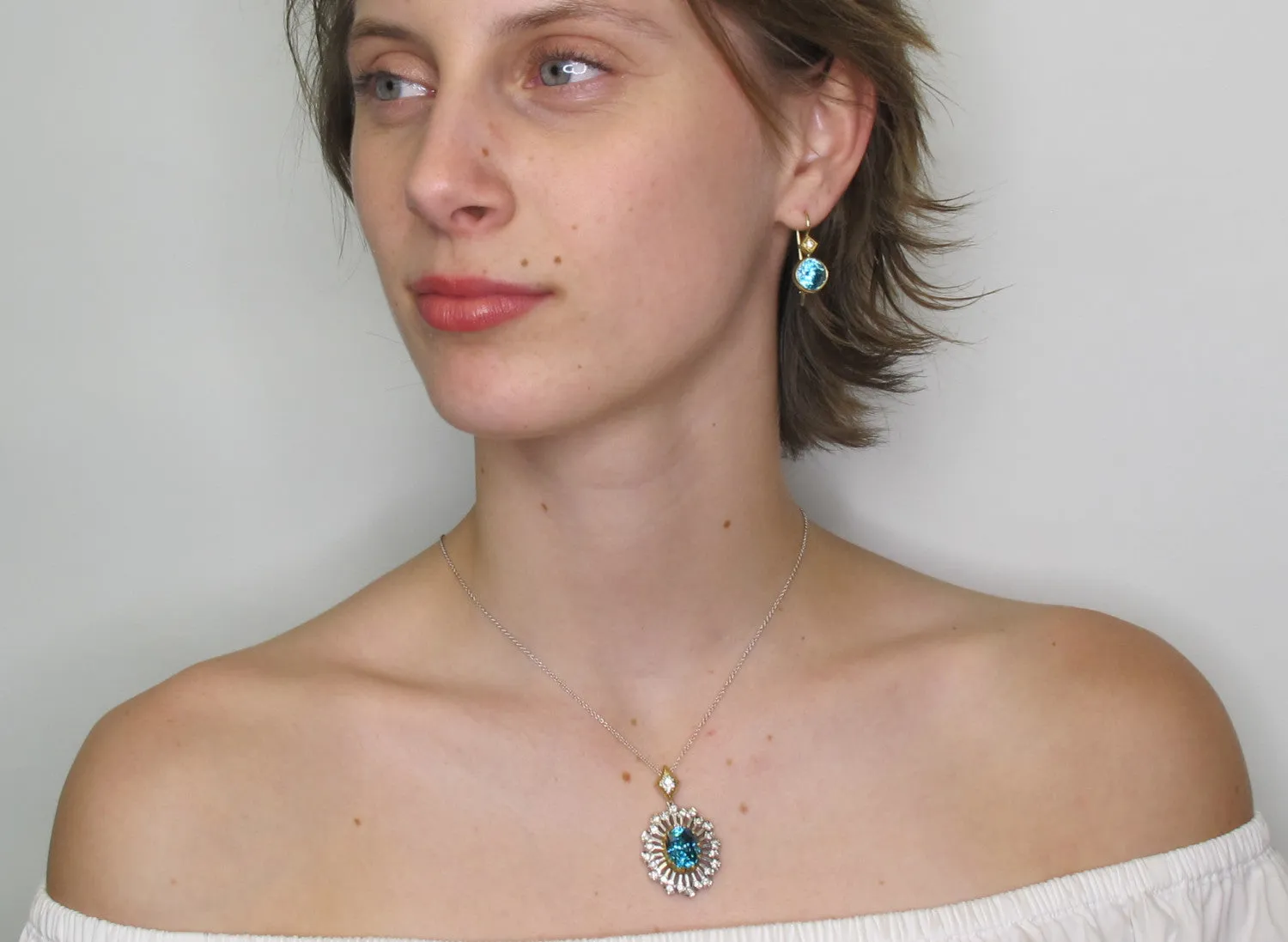 13.12 Carat Blue Zircon and Diamond 18k White and Yellow Gold Pendant Necklace