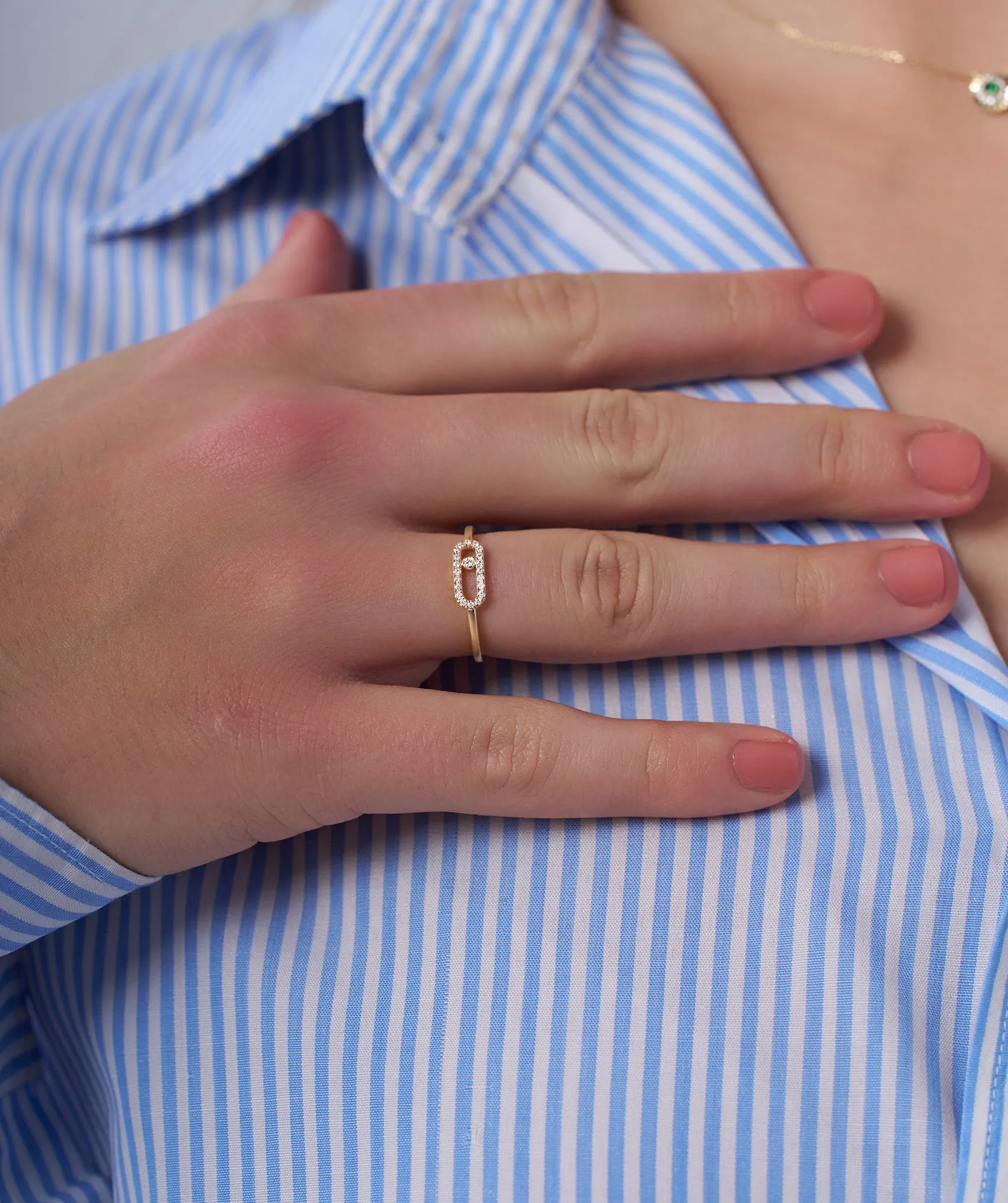 14K Gold Diamond Link Halo Ring