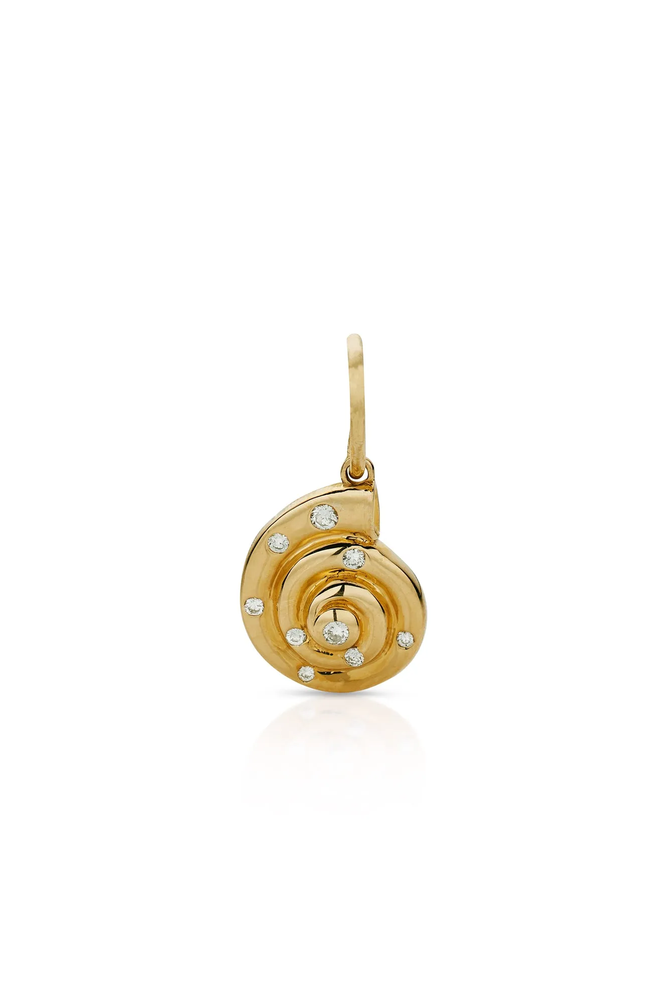 14KY Shell Charm with Diamonds