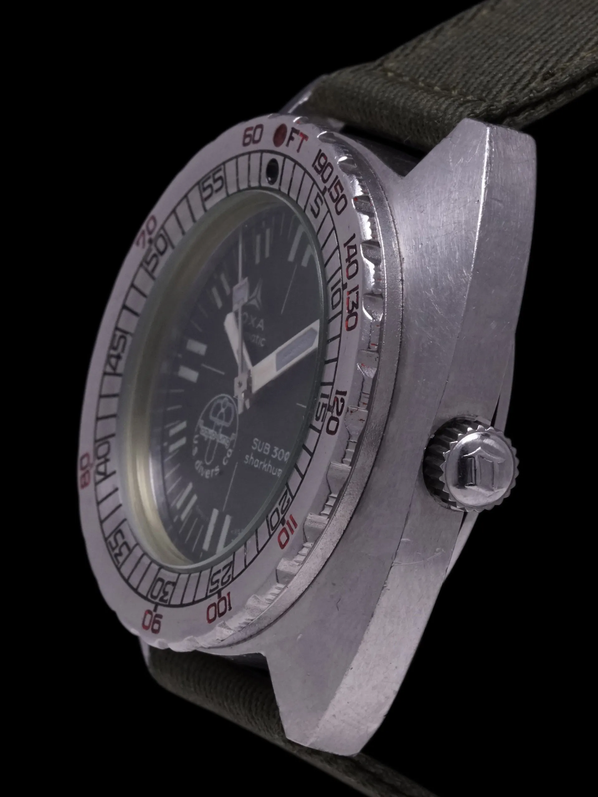 1970s DOXA Sub 300T Sharkhunter (Ref. 58098-59) Synchron Era "Aqua-Lung"