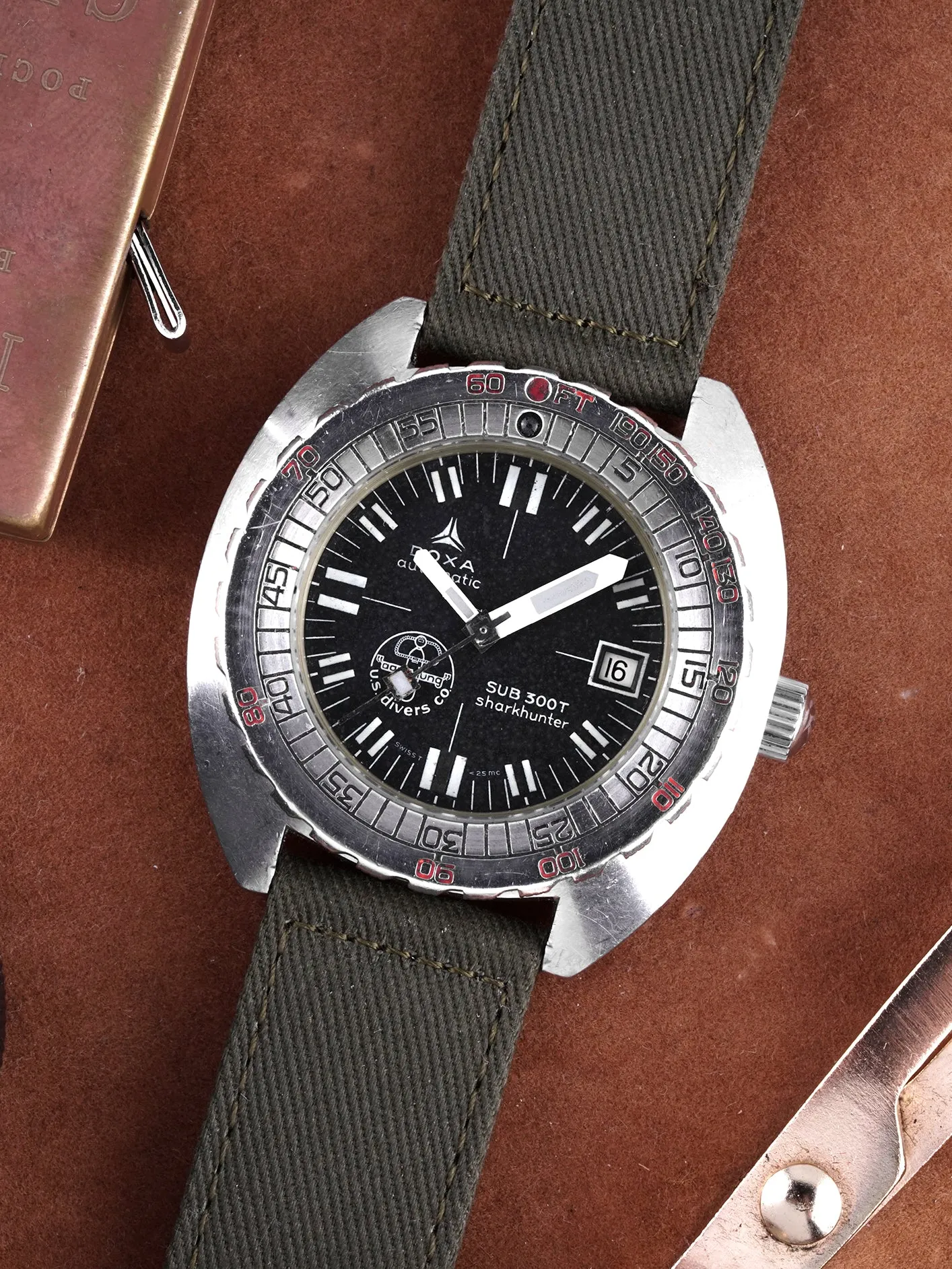 1970s DOXA Sub 300T Sharkhunter (Ref. 58098-59) Synchron Era "Aqua-Lung"