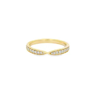 9ct Yellow Gold Round Lab Grown Diamond Centre Pinched Band TDW= 0.20ct