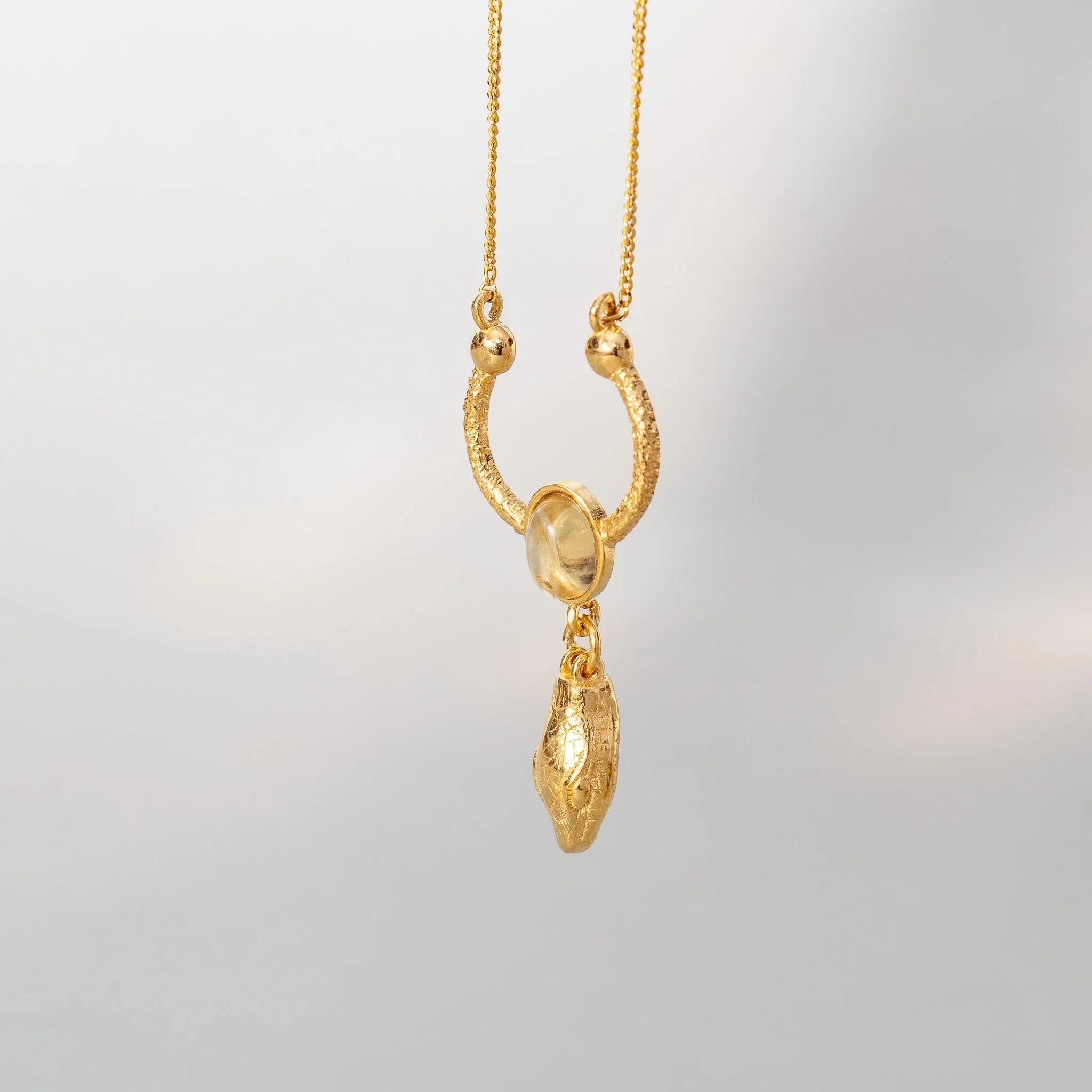 Boa Necklace