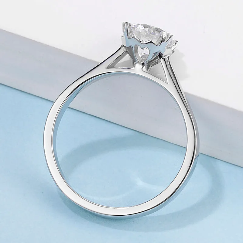 Classic Round Cut Moissanite Diamond Love Solitaire Rings