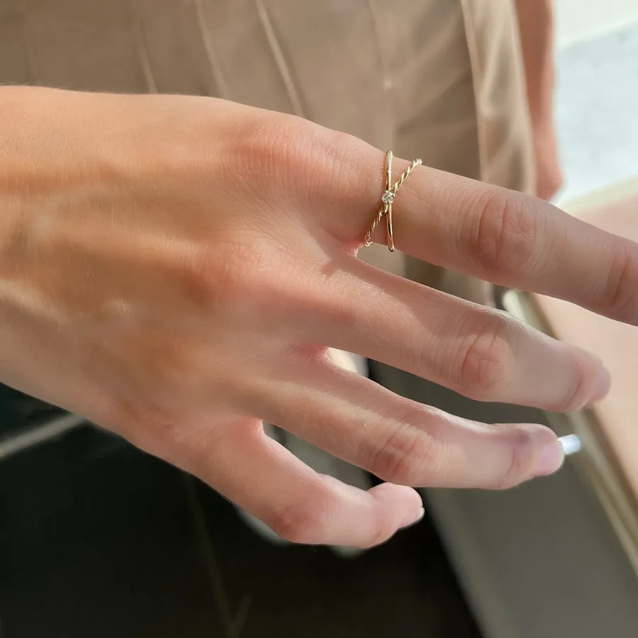 Crisscross Gem Ring