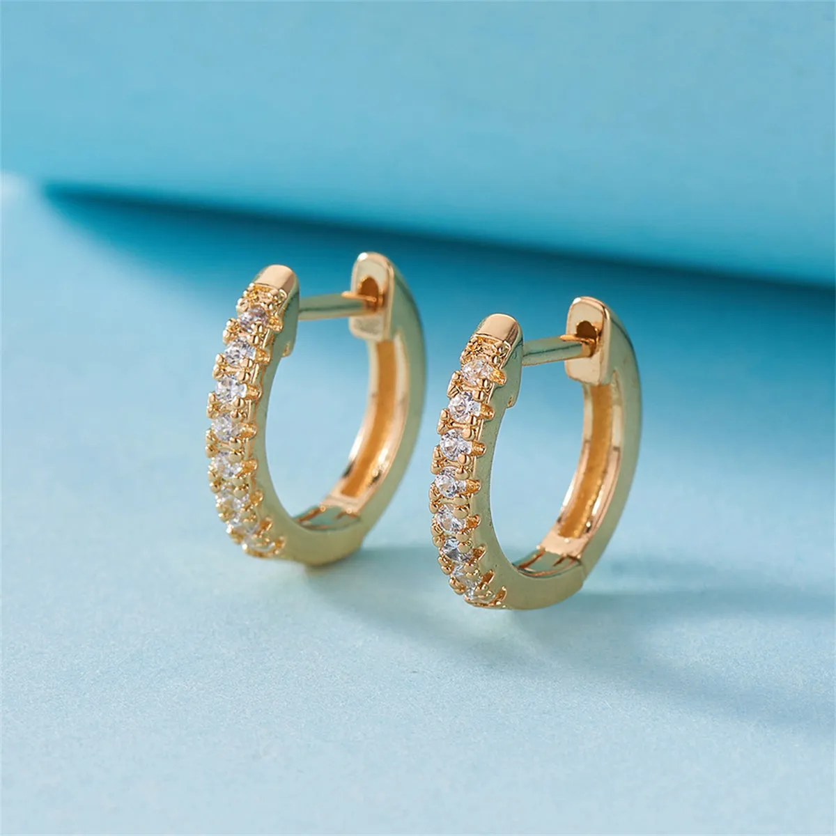 Cubic Zirconia & 18K Gold-Plated Huggie Earring