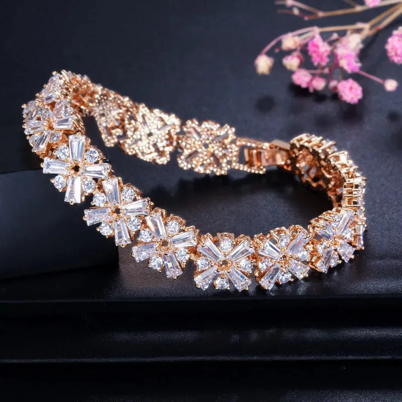 CWWZircons Women Fashion Jewelry Gorgeous Silver Color Spring Flower Cubic Zirconia Connected Tennis Bracelet for Wedding CB010