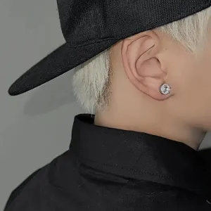 Dazzling Round Diamond Clip Earrings