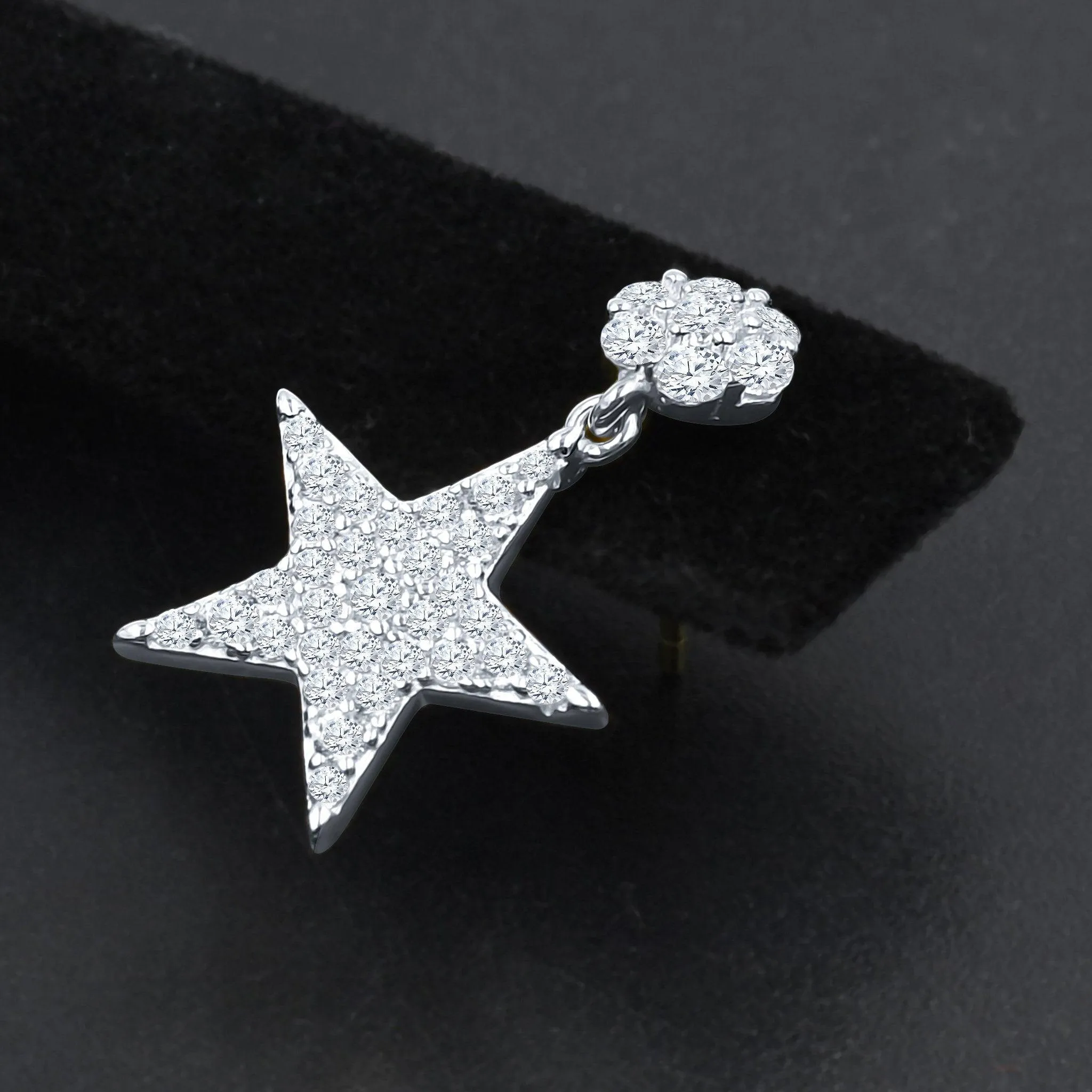 DAZZLING SILVER EARRINGS | BMW9214291