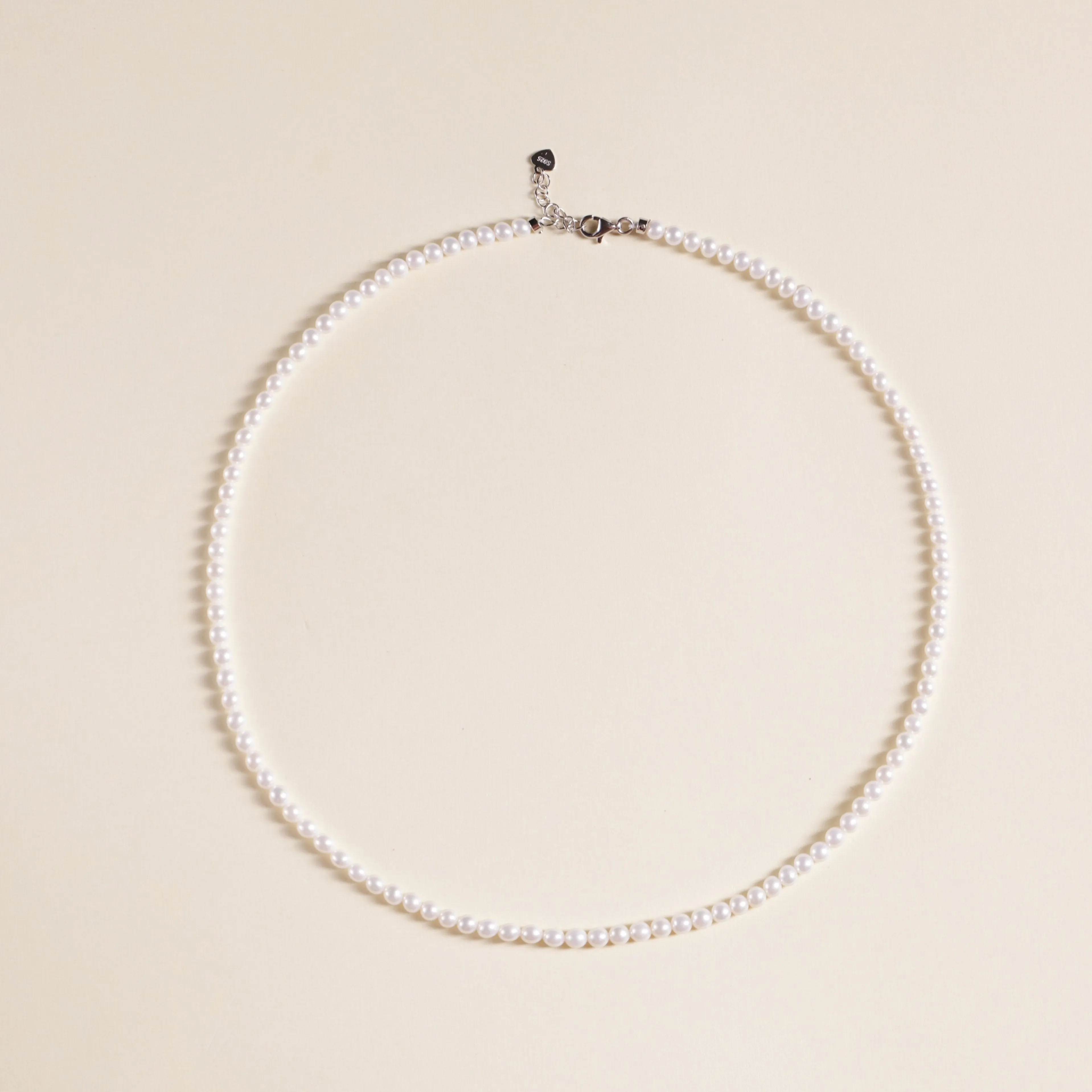 Elegant and Timeless Natual Freshwater Pearl Necklaces Set