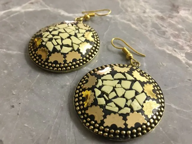 Fashion Costume Imitation Artificial Jewellery Light Weight Black Gold & Ivory Dangling Earrings for Women Girls