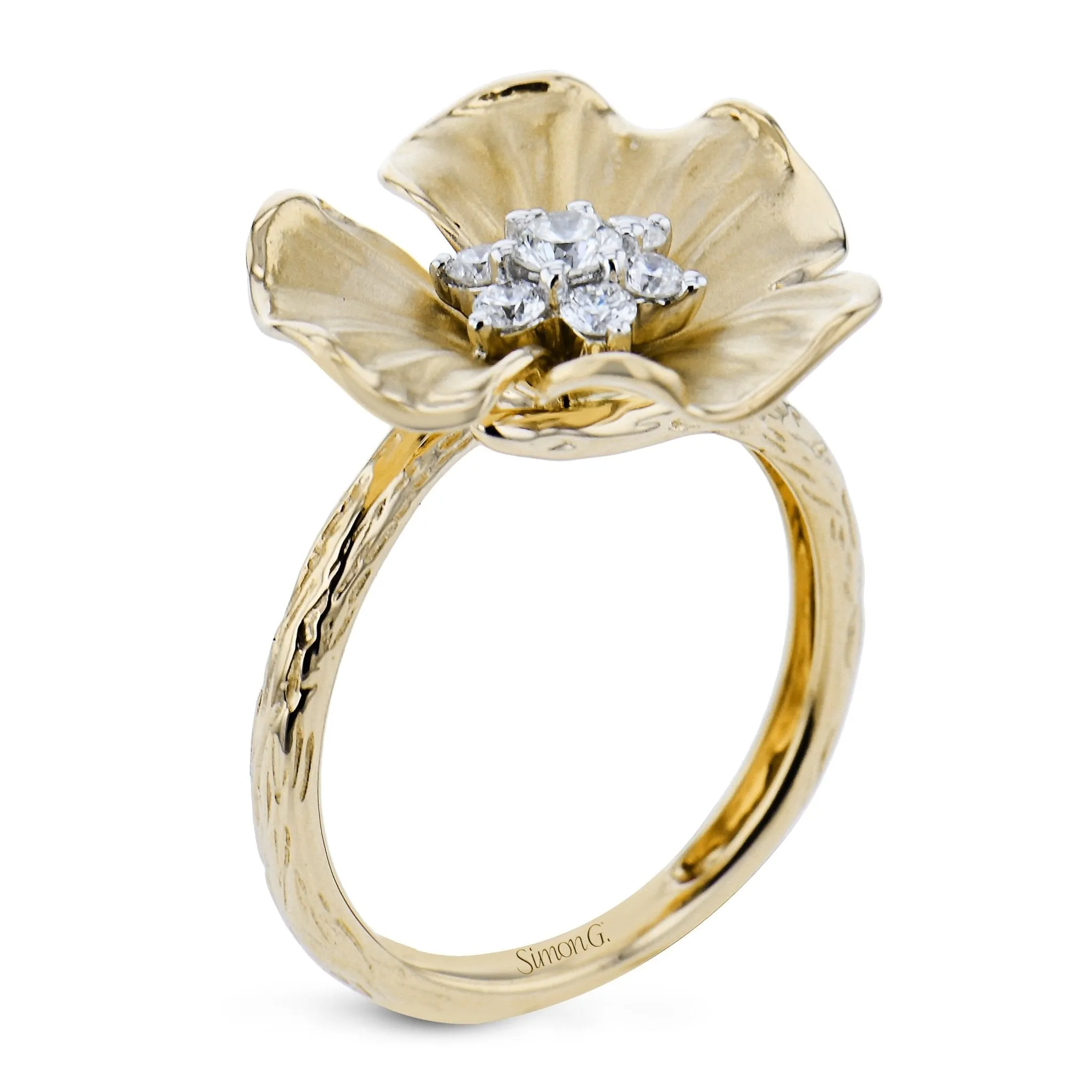 Flower Fashion Ring In 18k Gold With Diamonds