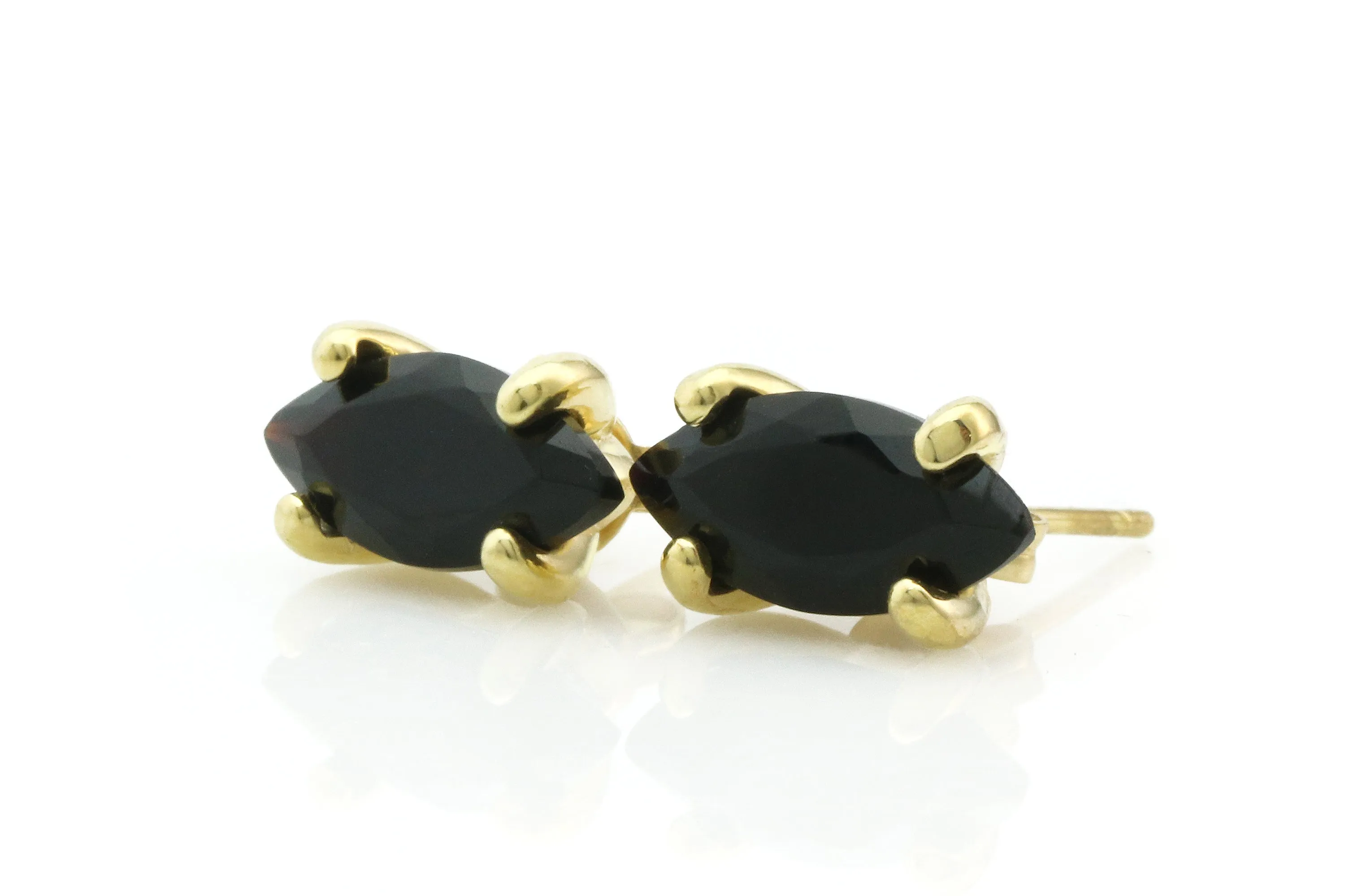 Glamorous Black Onyx Gold Earrings