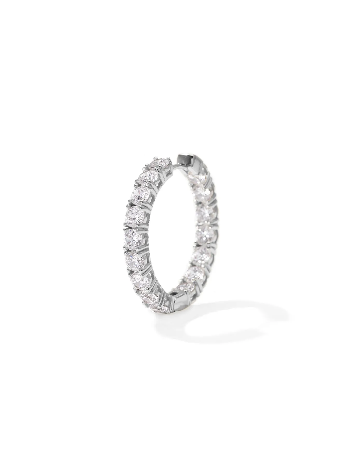 GLAMOROUS - Earrings • Color: White Gold