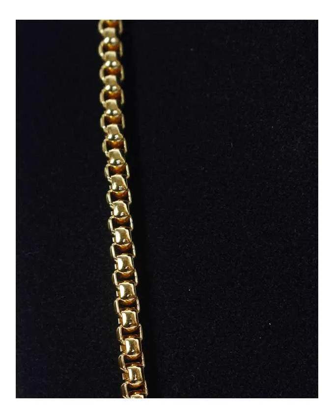 Gold Pattern Necklace