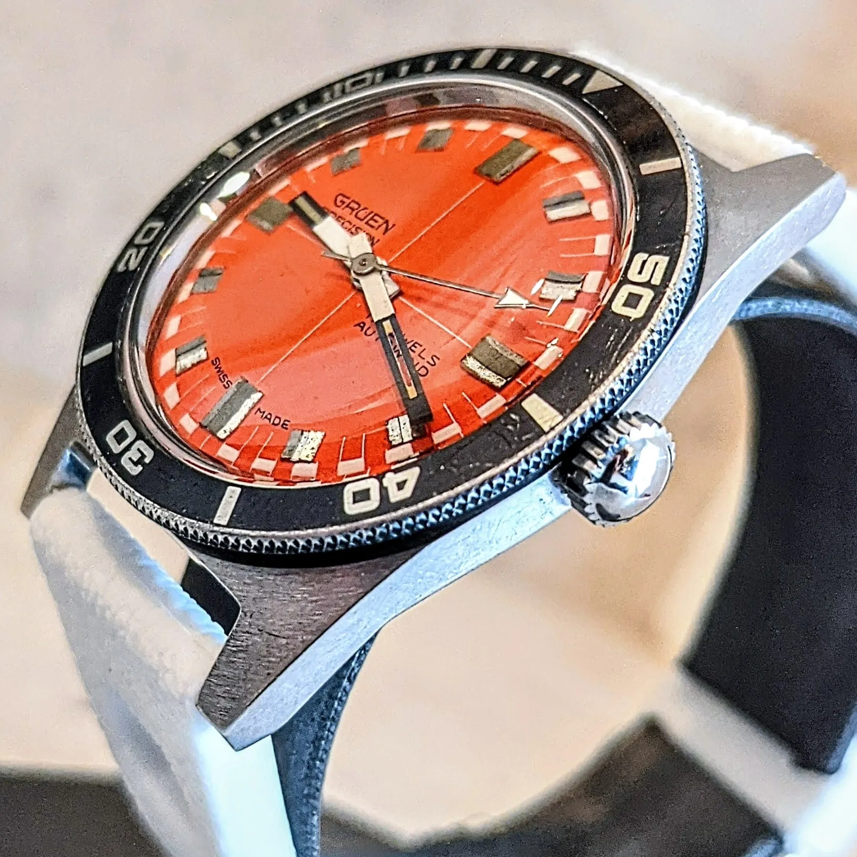 GRUEN Precision Autowind Watch -Skin Diver Wristwatch- 17 Jewels