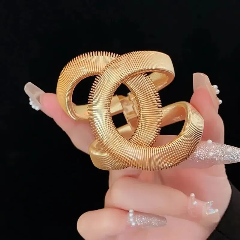 Hollow Gold Snake Bracelet For Women Staggered Open Jewelry