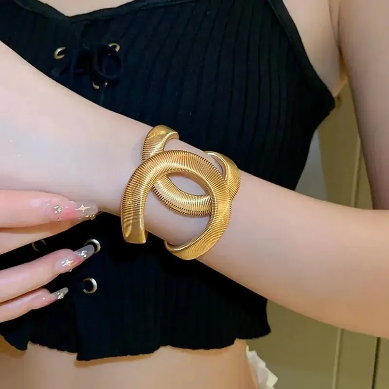 Hollow Gold Snake Bracelet For Women Staggered Open Jewelry