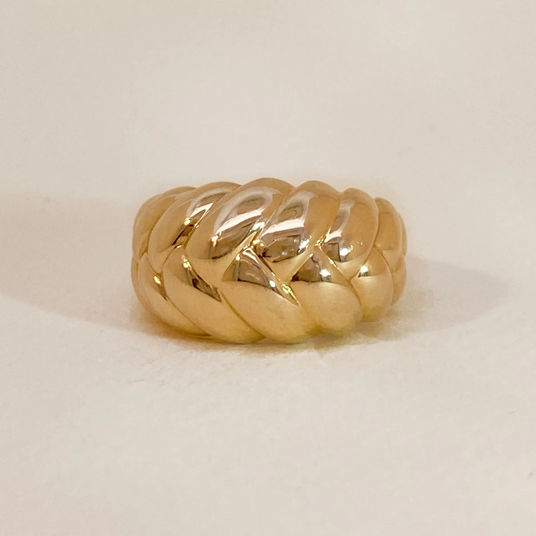 Intertwine Ring