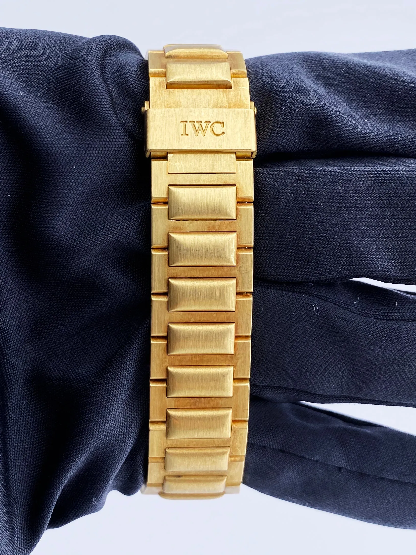 IWC Ingenieur 9230 Men's Watch