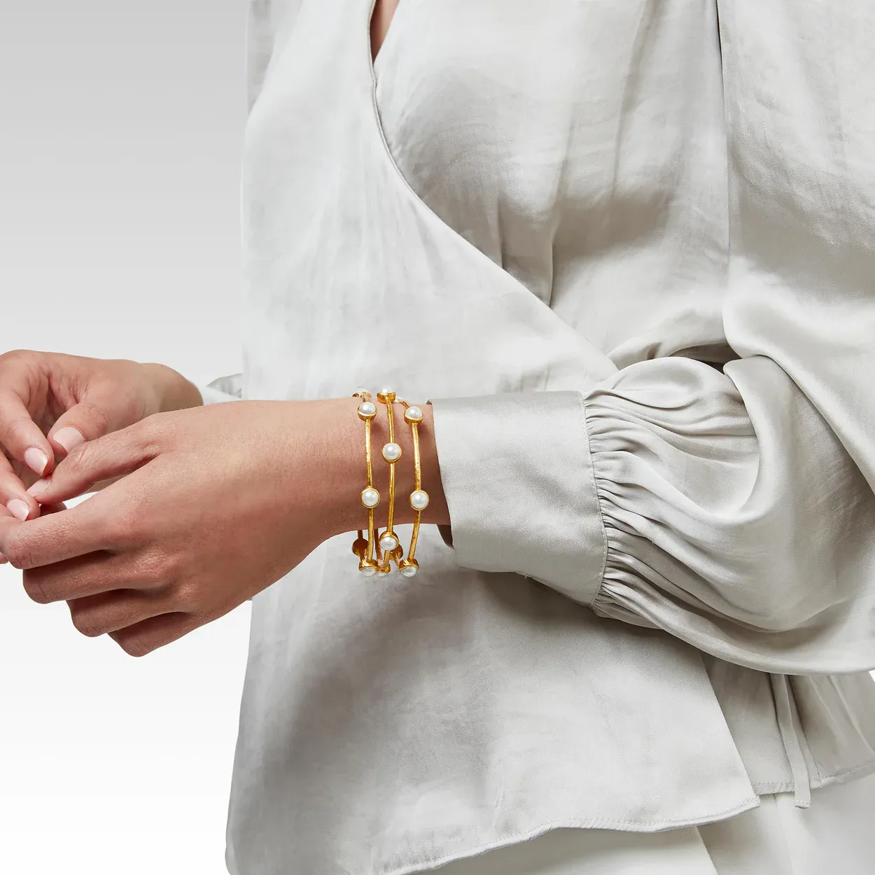 Julie Vos Milano Luxe Bangle Pearl Small