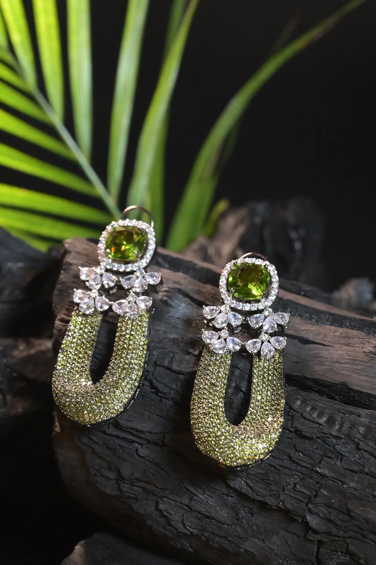 Kangri Oxidised Diamond Earrings