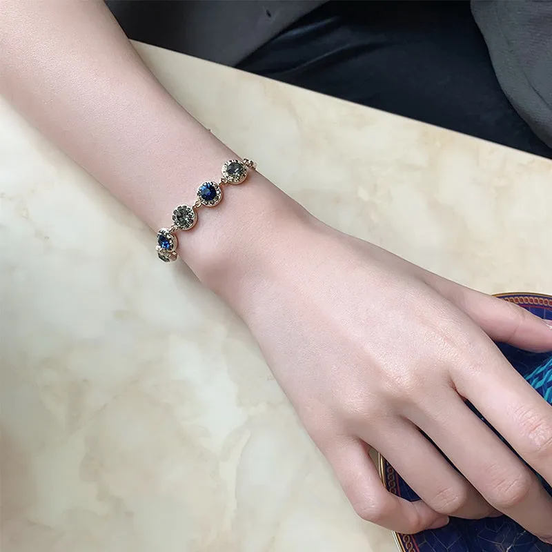 Korean-style Crystal Flower Jewelry Bracelet for Women