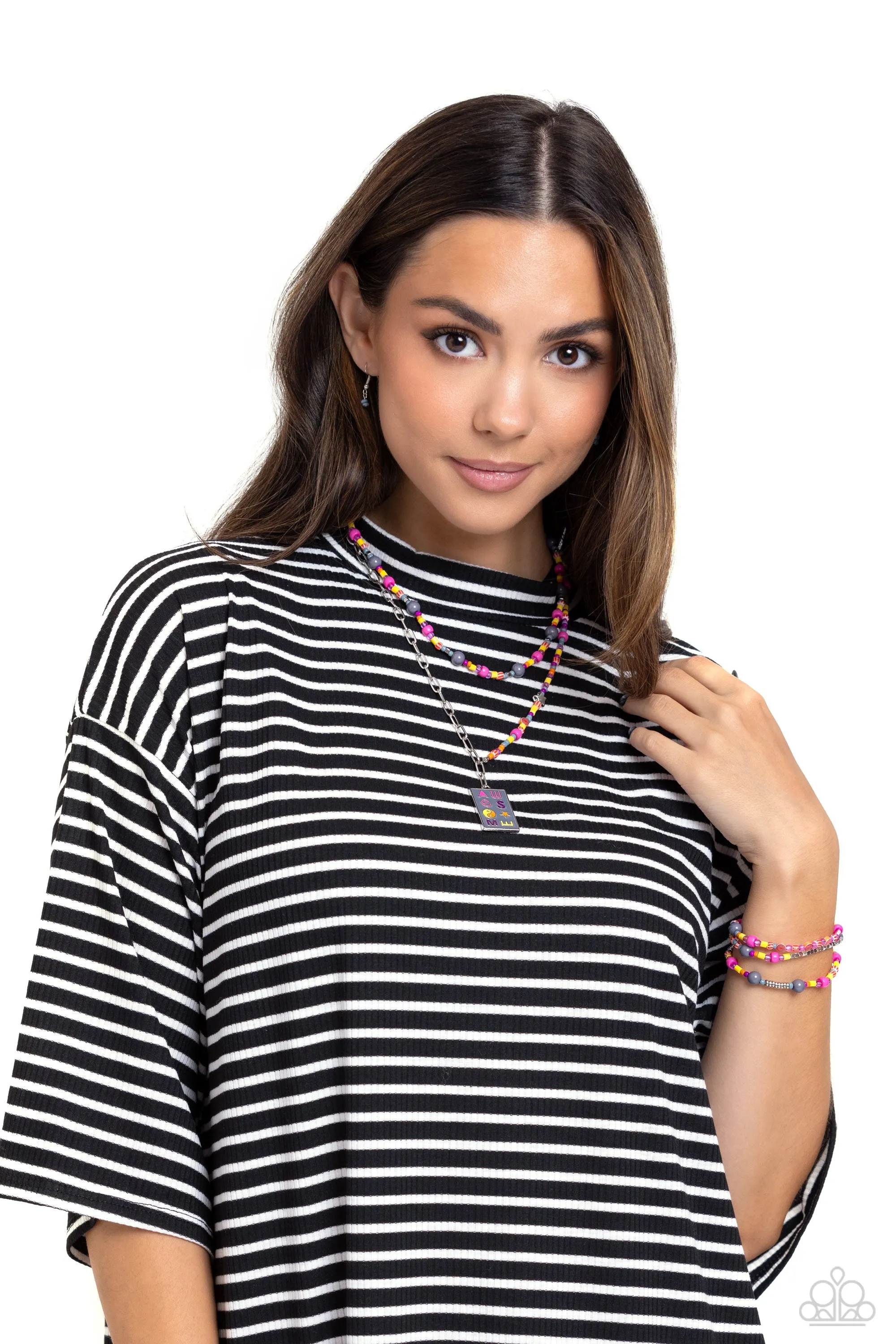 PAPARAZZI Confident Collision - Silver BRACELETS