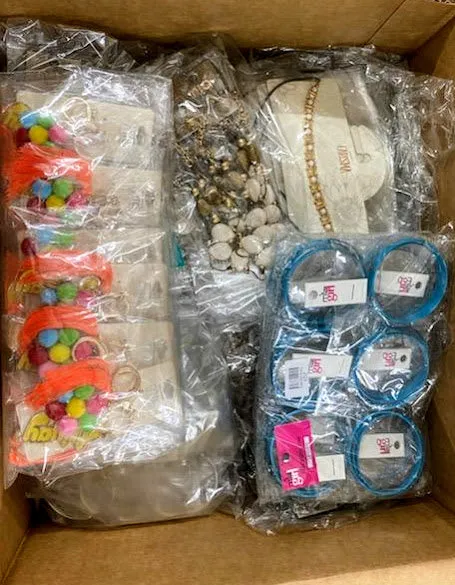 Premium Jewelry Liquidation-Department Store Jewelry