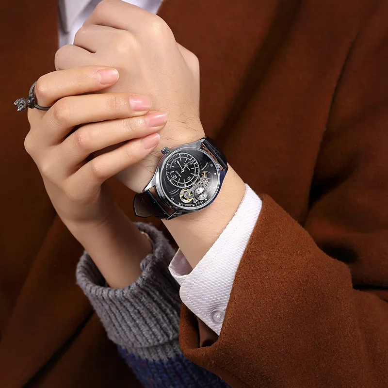 QUARTZ ANALOG WATCH | Timeless Elegance Redefined