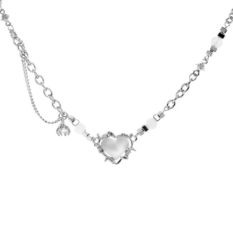 Snowdrop Amour Necklace