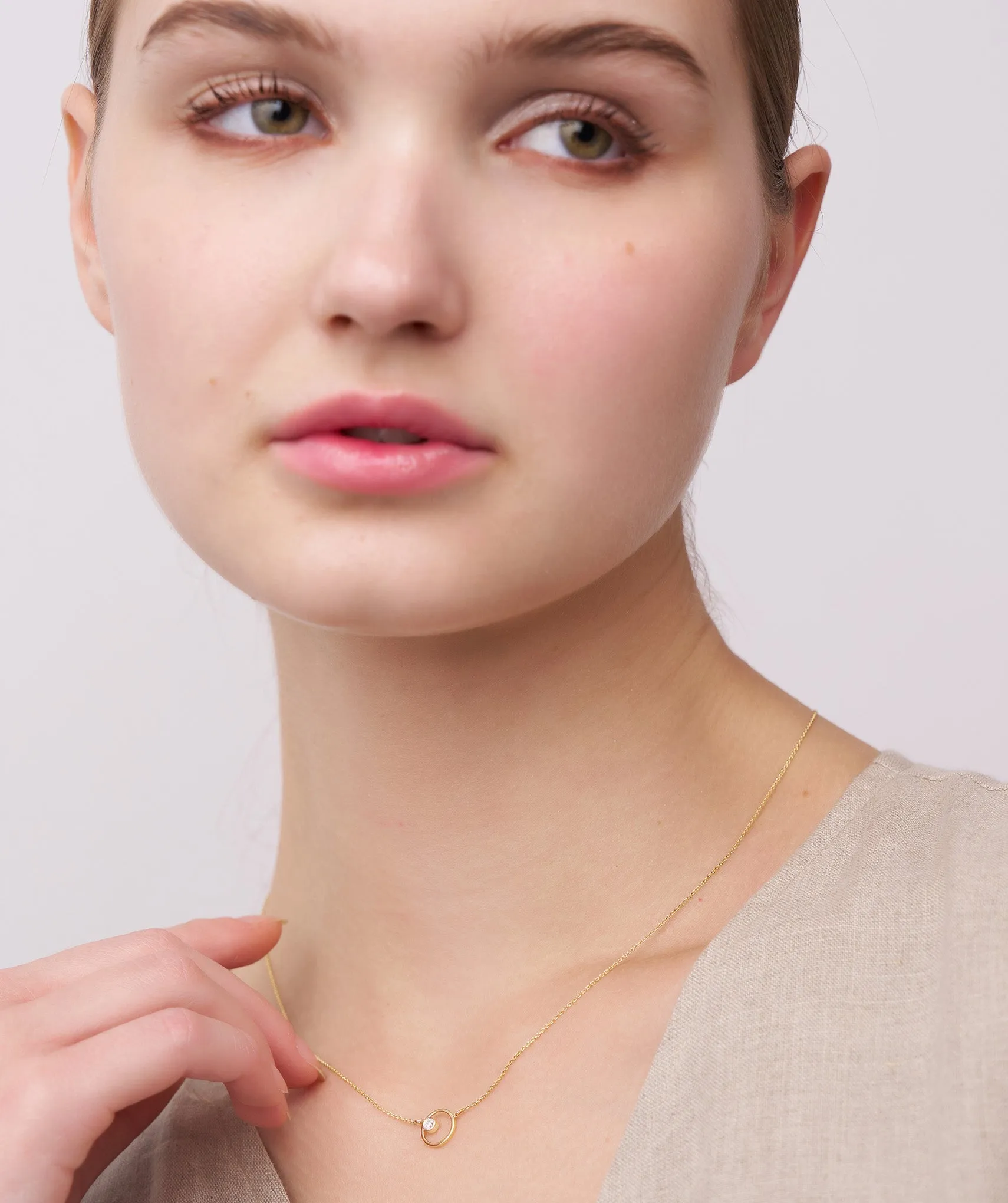 Solid 14k Gold Circle Necklace