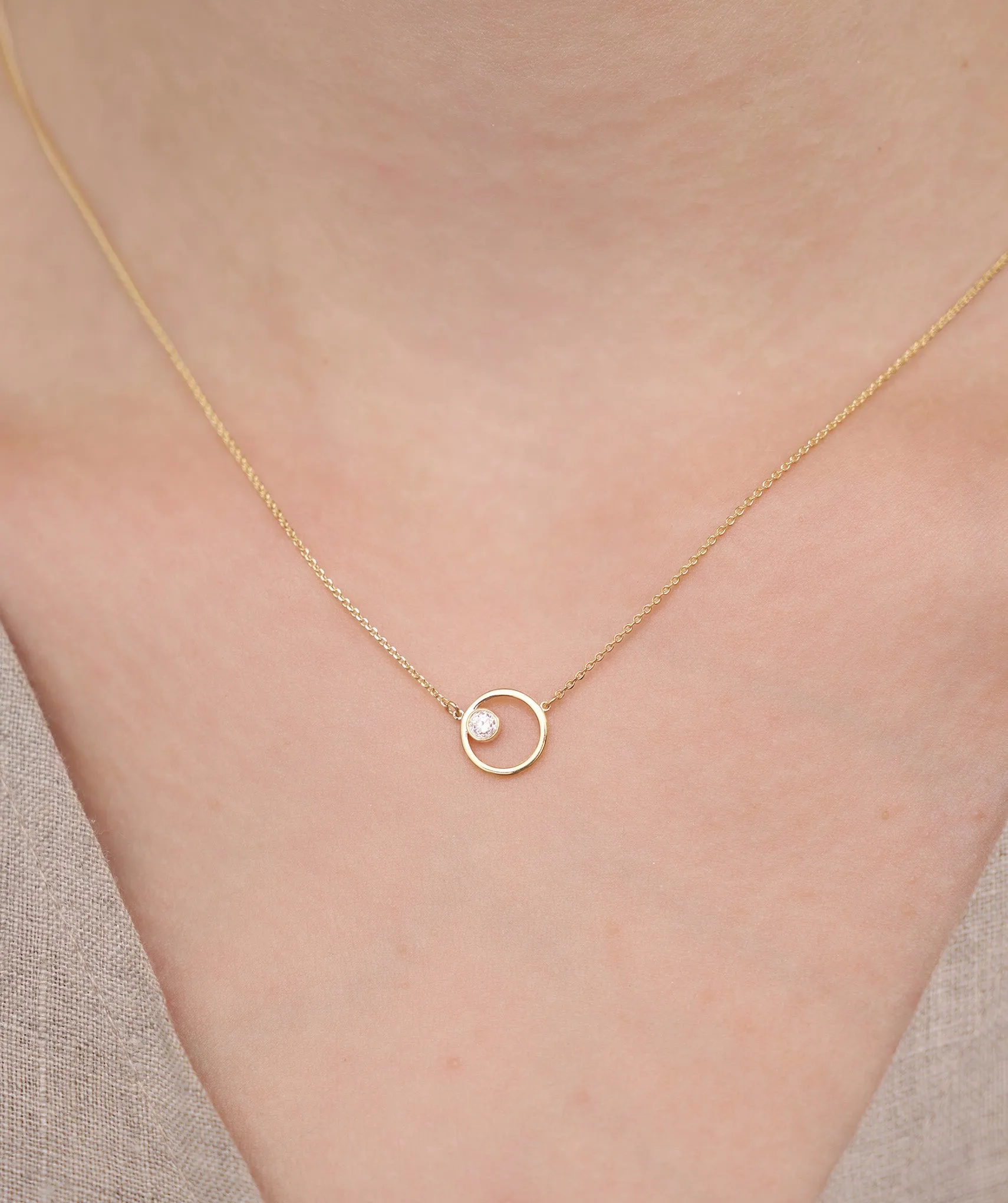 Solid 14k Gold Circle Necklace