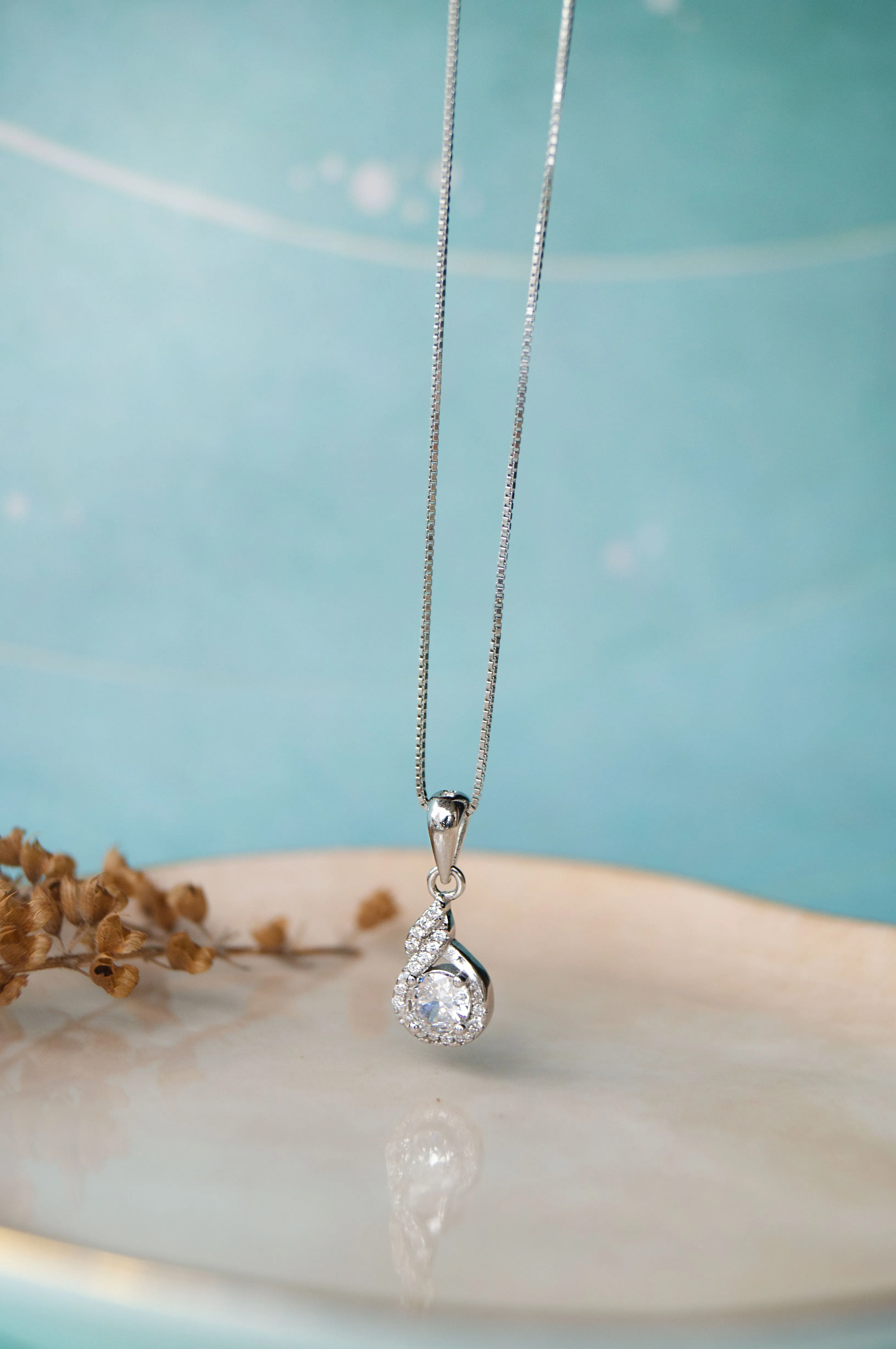 Stellar Solitaire Sterling Silver Pendant Set