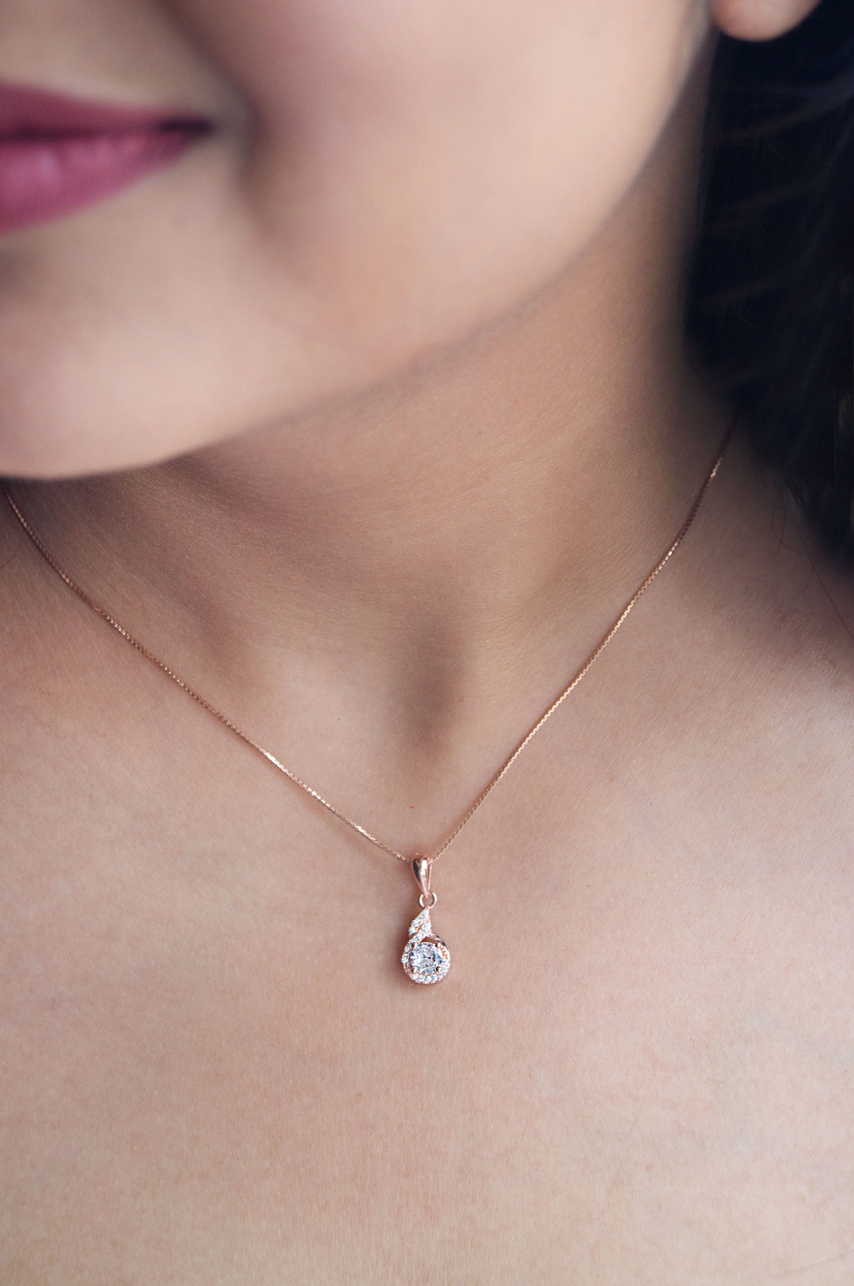 Stellar Solitaire Sterling Silver Pendant Set