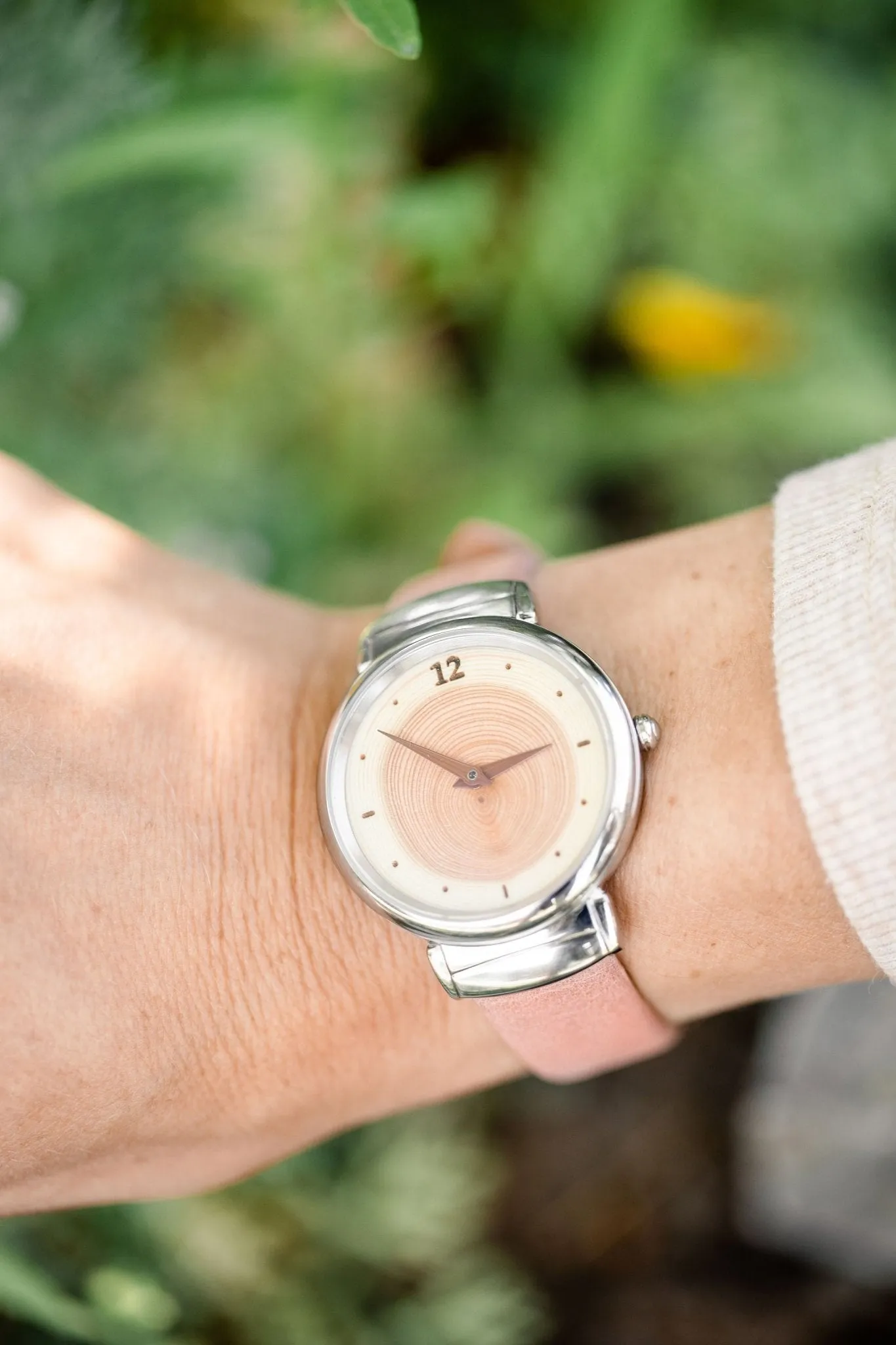The Classic Women's Wood Watch (34mm)