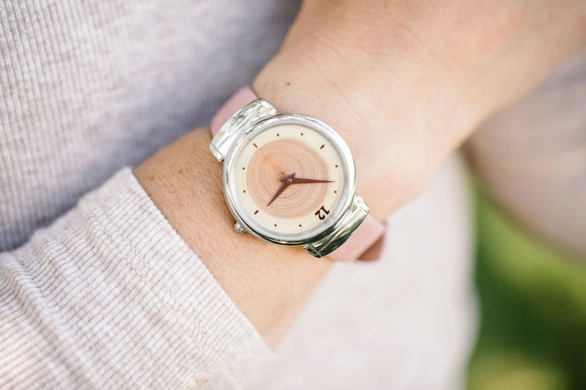 The Classic Women's Wood Watch (34mm)
