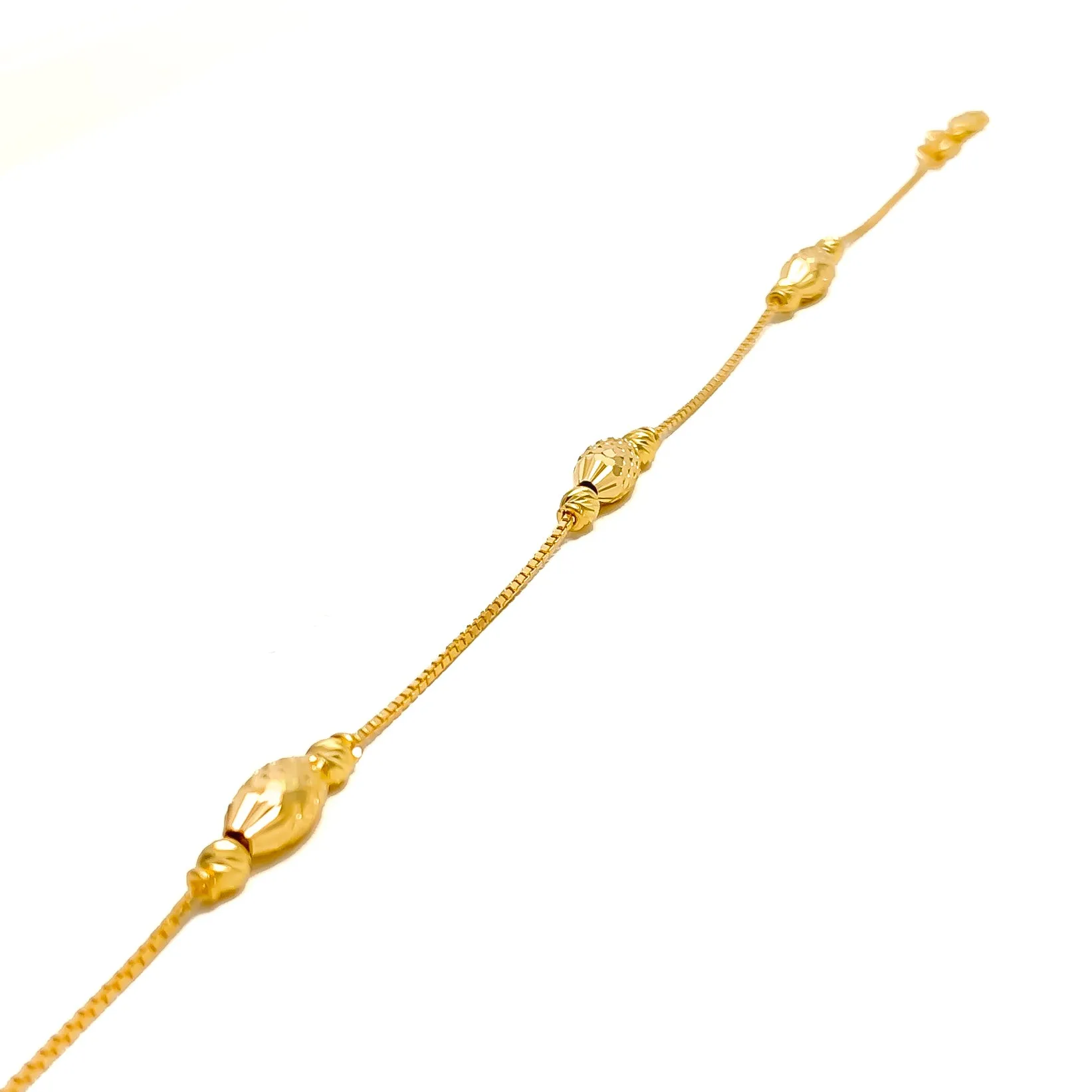 Trendy Dynamic 22k Gold Bracelet