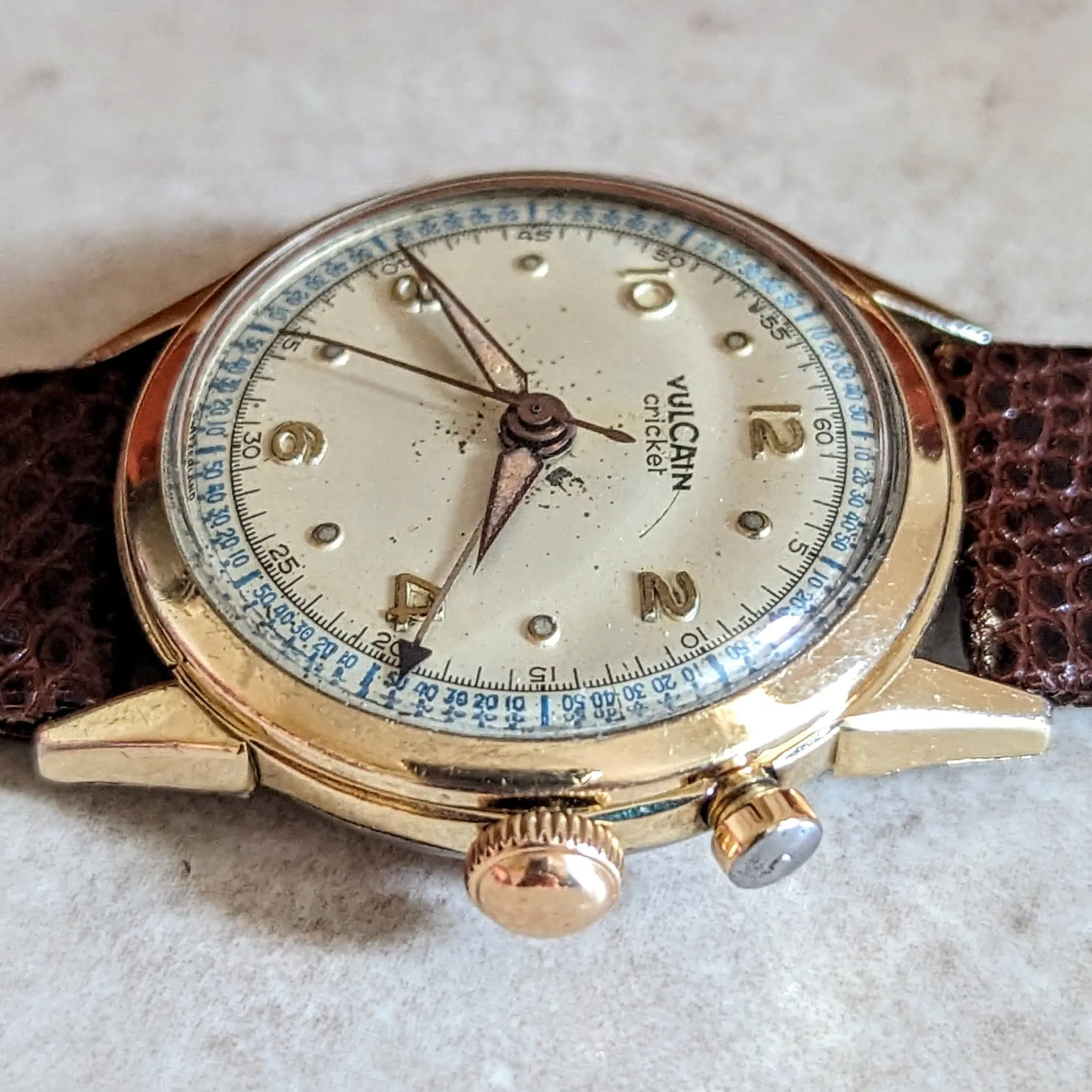 VULCAIN Cricket Alarm Wristwatch 17 Jewels Cal. 120 Swiss Made Vintage Watch - Box & Papers!
